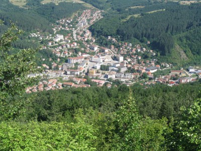 Перник
