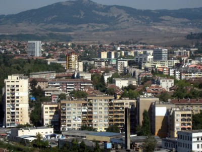 Перник