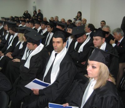 Пернишки Университет