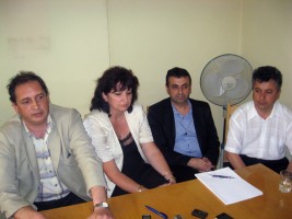 Демократи за Перник