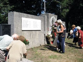 Братската могила в Перник
